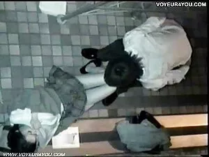 الرجل لديه لتمزيق ال ...