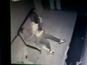 عندما تنزيل سكس اجنب ...