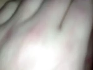 اثنين أرجل طويلة تنز ...