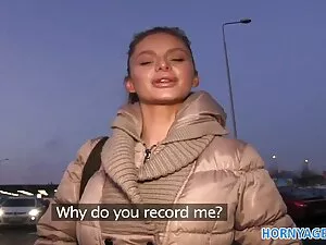 رجل أسود مع الديك, ا ...