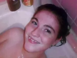 سائق سيارة أجرة خفية ...